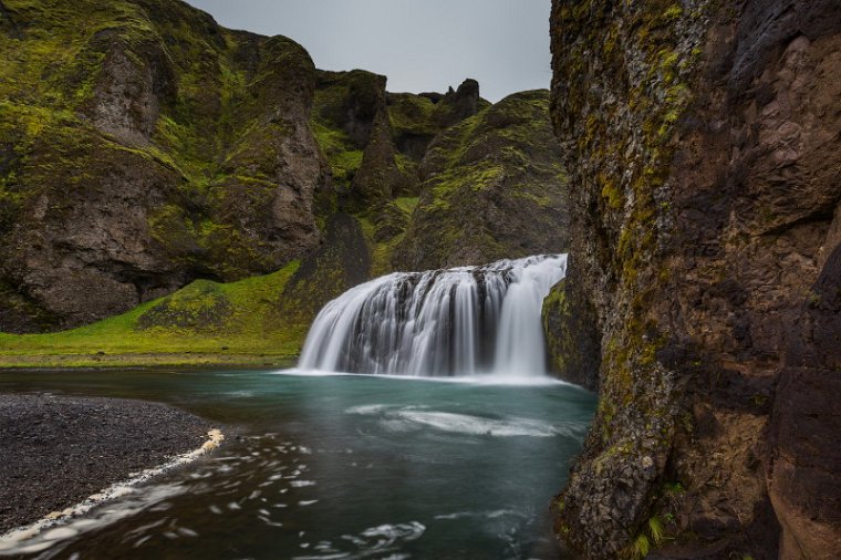 086 IJsland, Stjornarfoss.jpg